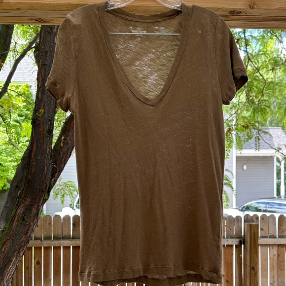 J. Crew Khaki Green V Neck Vintage Cotton Tee 100% Cotton Medium - Picture 4 of 13